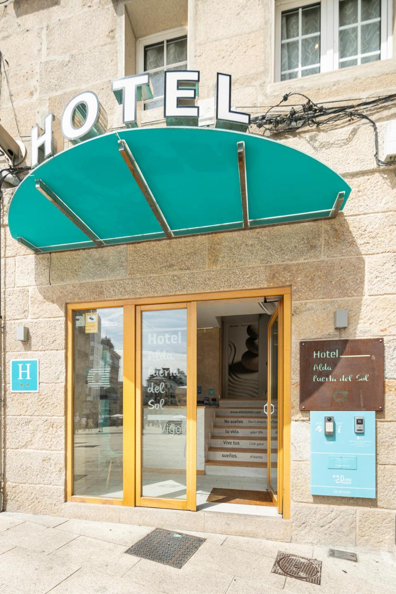 Hotel Alda Puerta Del Sol Vigo Exterior photo